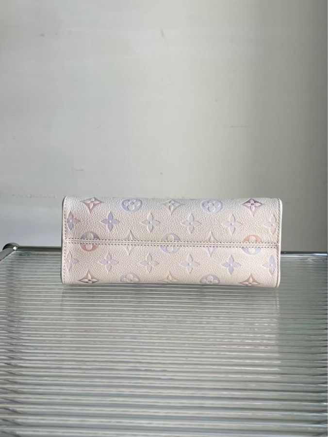 新款人魚姬 LV/路易威登 Onthego 夢幻紫漸變配色小號托特包,尺寸:25 × 19 × 11.5cm-6