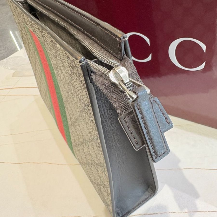 *SHIHNA名牌精品* Gucci GG Supreme 帆布織帶手拿包-9