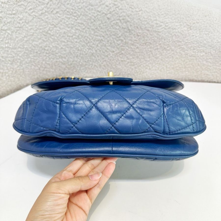 CHANEL 藍色牛皮南瓜包-2