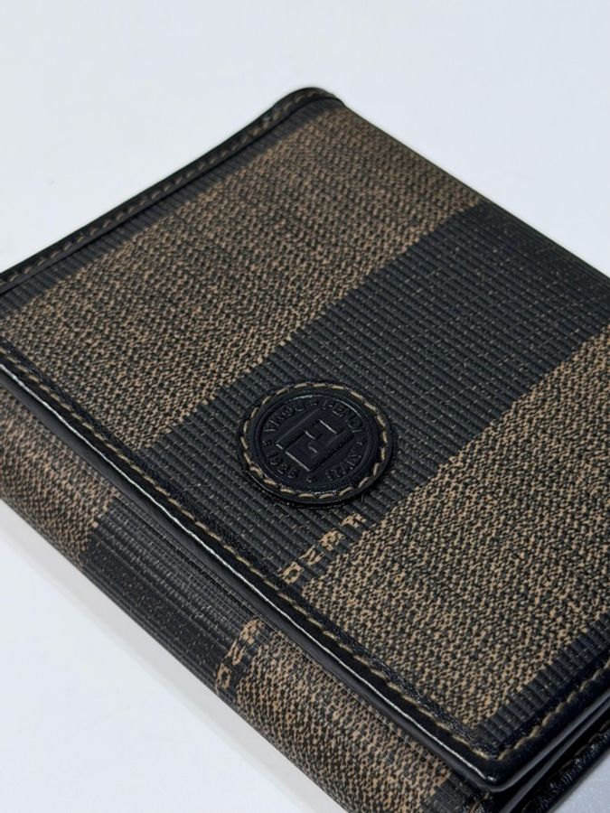 Fendi vintage 日本二手 中古復古古董經典老花 黑色皮革 三折皮夾 零錢包中夾短夾-2