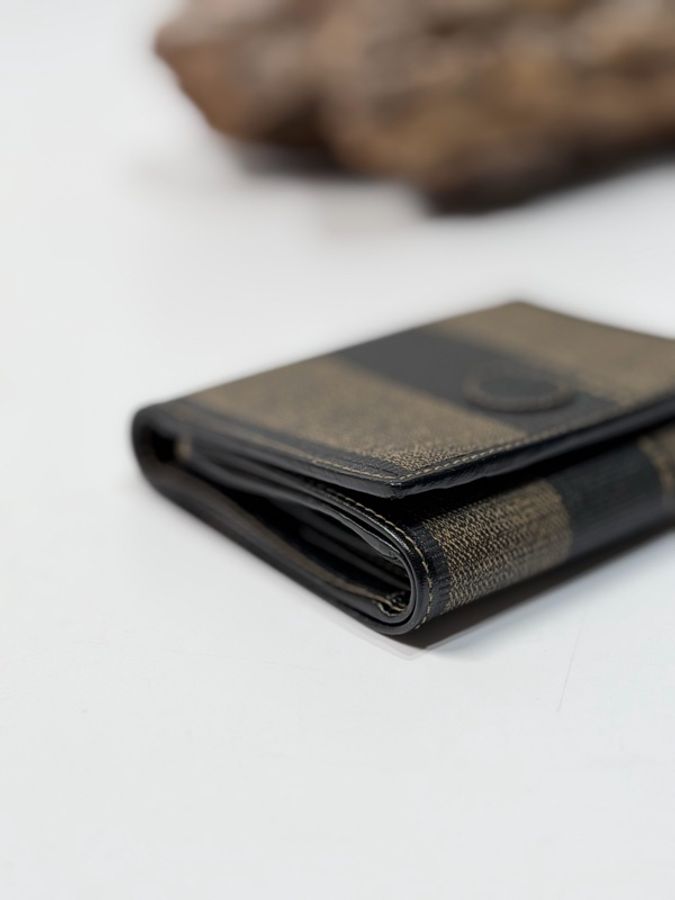 Fendi vintage 日本二手 中古復古古董經典老花 黑色皮革 三折皮夾 零錢包中夾短夾-4