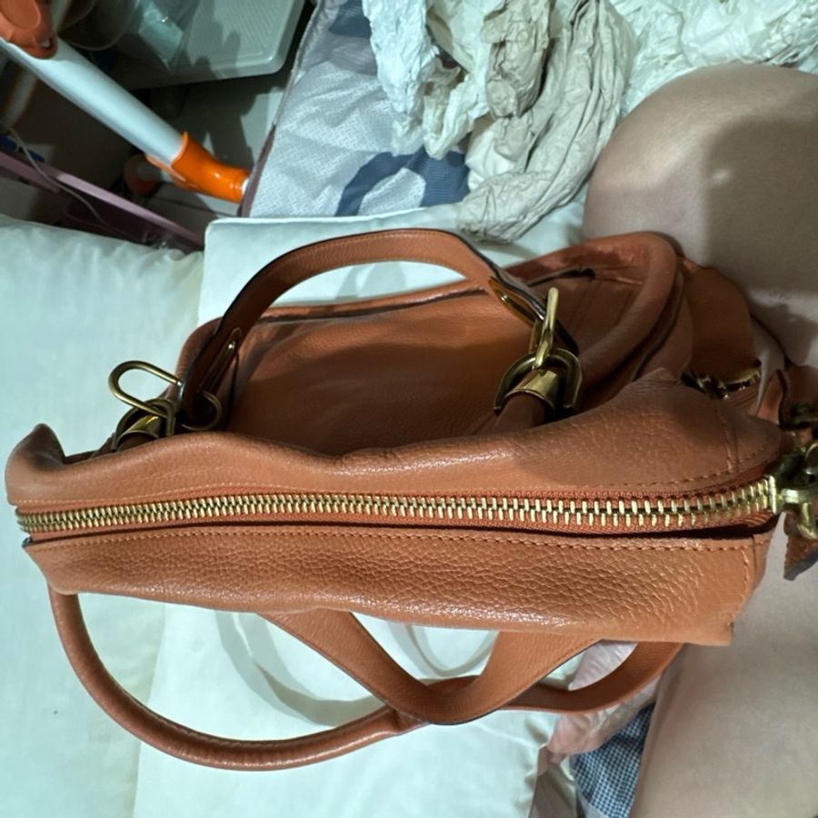 Chloe’-1