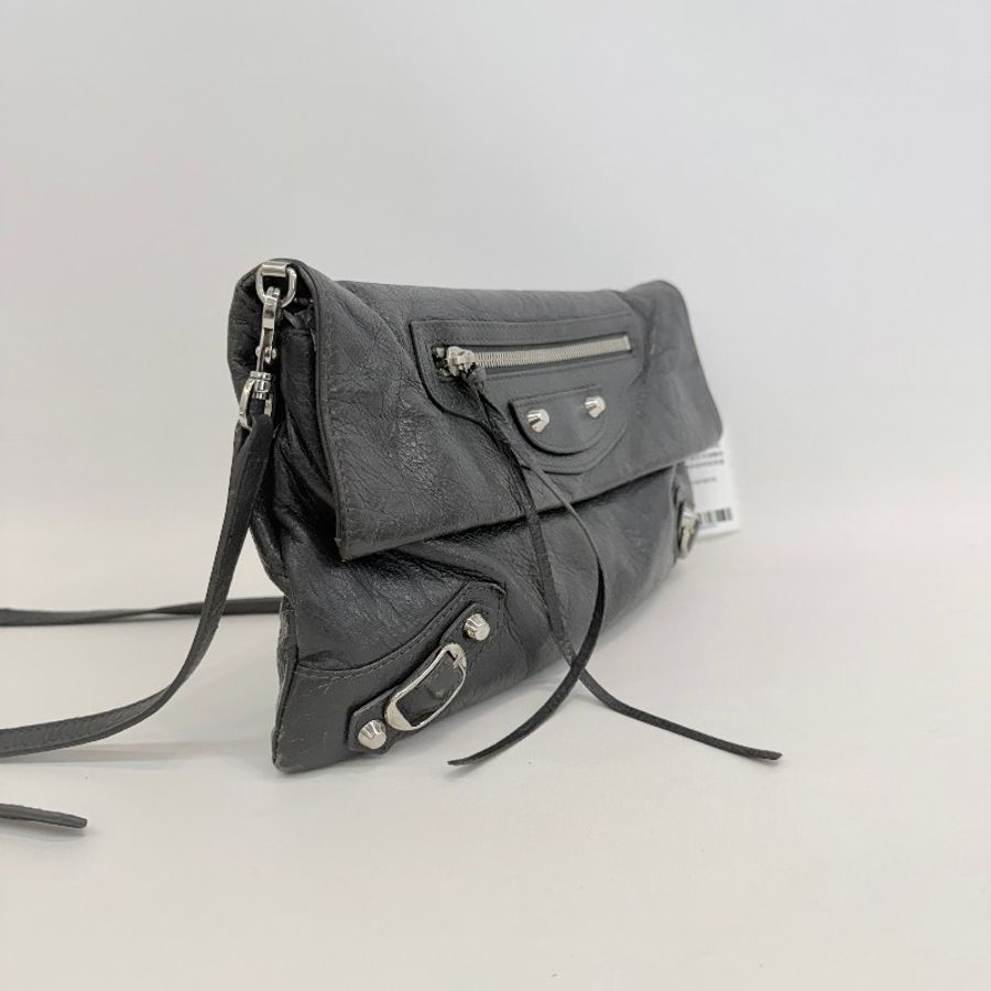 Balenciaga 灰色油蠟皮機車woc單肩斜挎包-3
