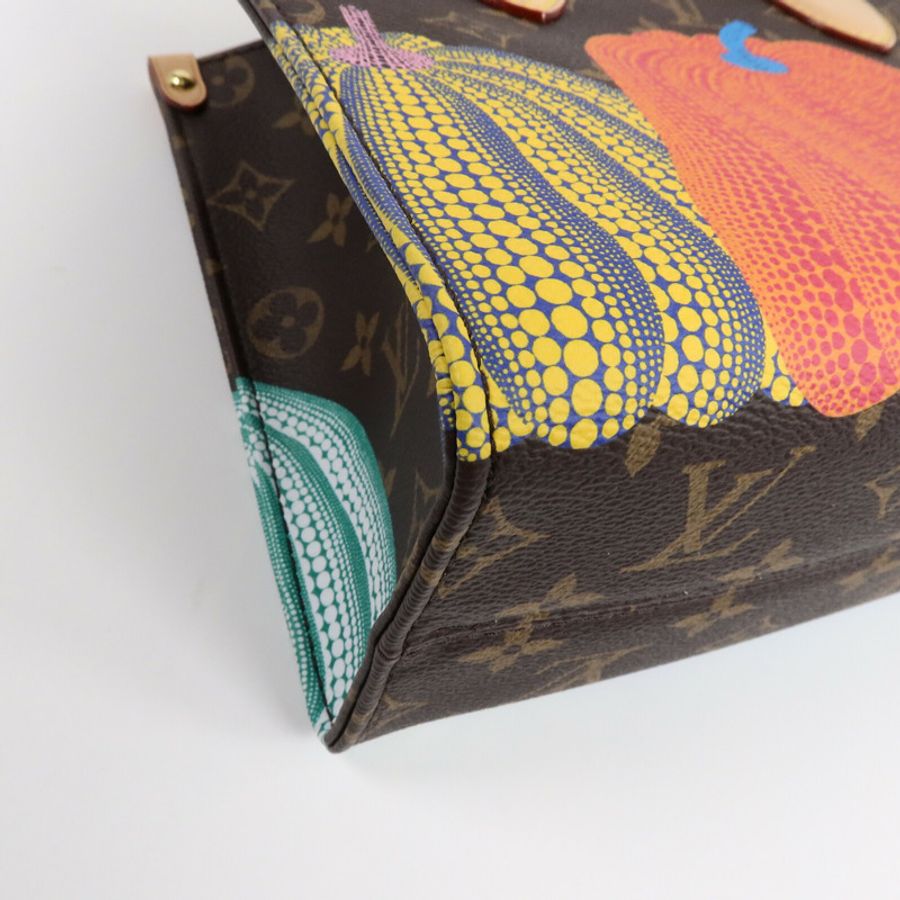 LOUIS VUITTON Monogram Reverse LV x YK OnTheGo PM手挽肩背兩用袋-10