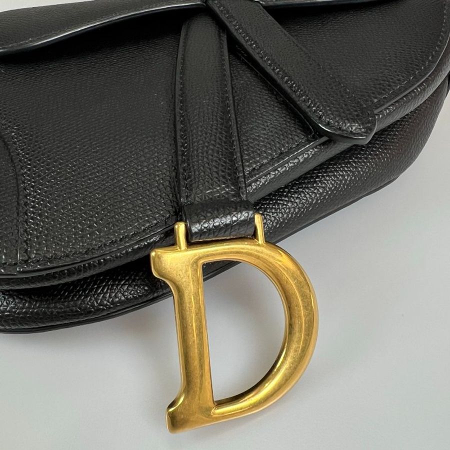 DIOR 黑皮革馬鞍包 配背帶-7