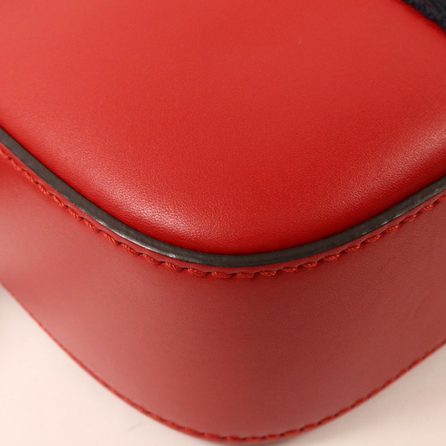 GUCCI 牛皮皮革Web Sherry Line Bee肩背袋-12