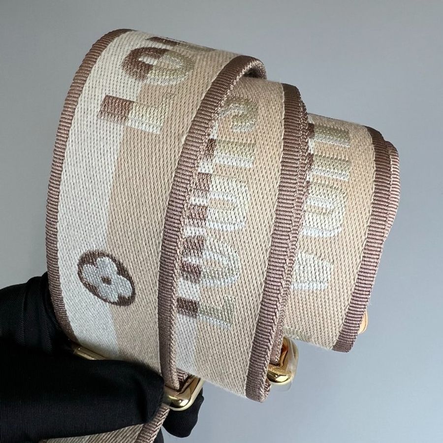 LV M46705/晶片款 NEVERFULL BB 奶茶背帶包-12