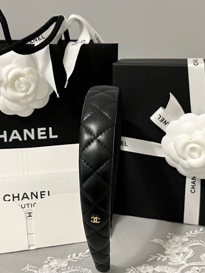 CHANEL 香奈兒《全新全配》經典黑色菱格紋羊皮髮箍|黑金雙C Logo|台灣專櫃正品|附購證-6