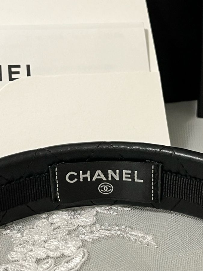CHANEL 香奈兒《全新全配》經典黑色菱格紋羊皮髮箍|黑金雙C Logo|台灣專櫃正品|附購證-33