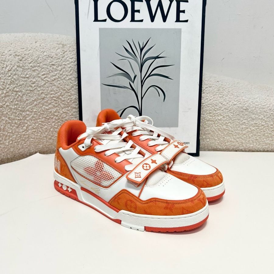 Louis Vuitton trainer 白橘魔鬼貼休閒鞋 板鞋 43碼-2