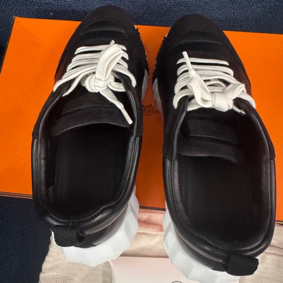 九八成新Hermès。Bouncing黑色運動鞋38號-8
