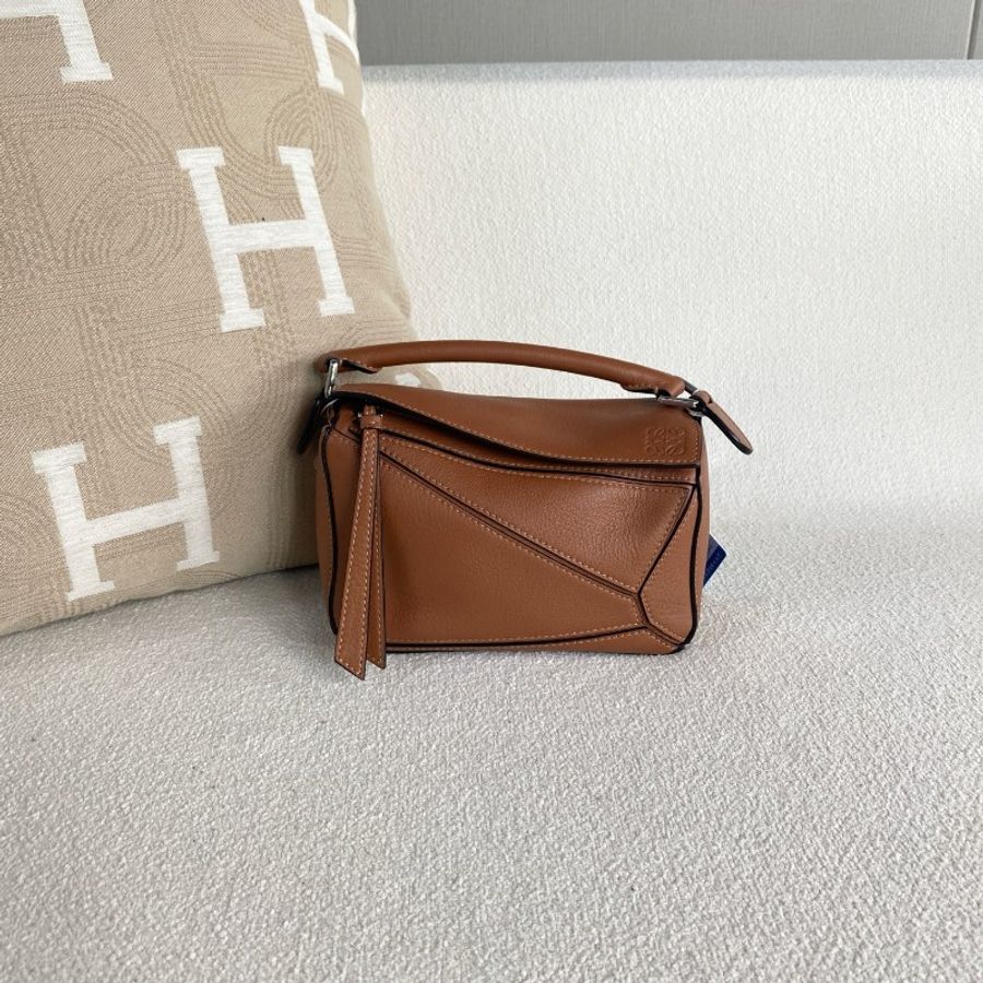 Loewe羅意威Puzzle mini幾何包-1