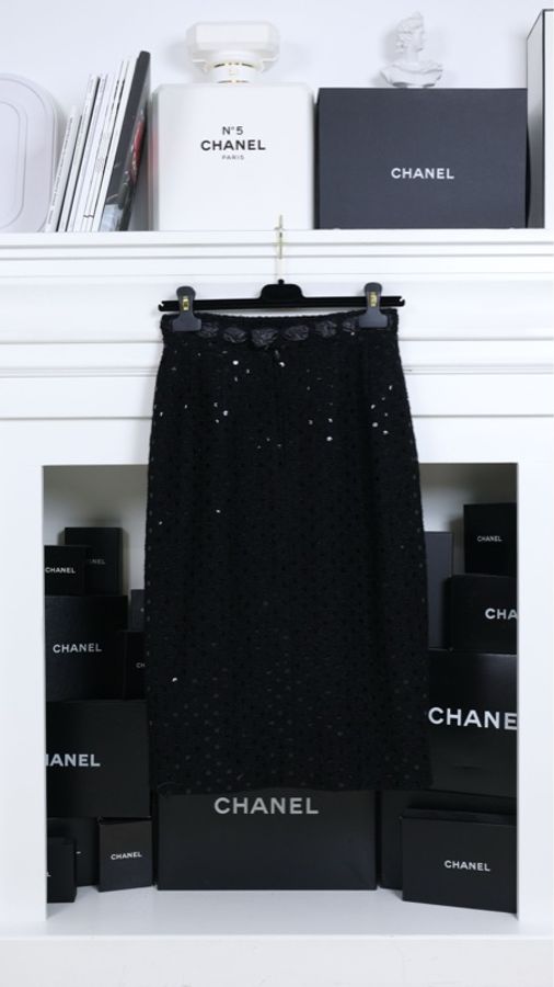 Chanel 黑色亮片蝴蝶结领口外套半裙套装-5