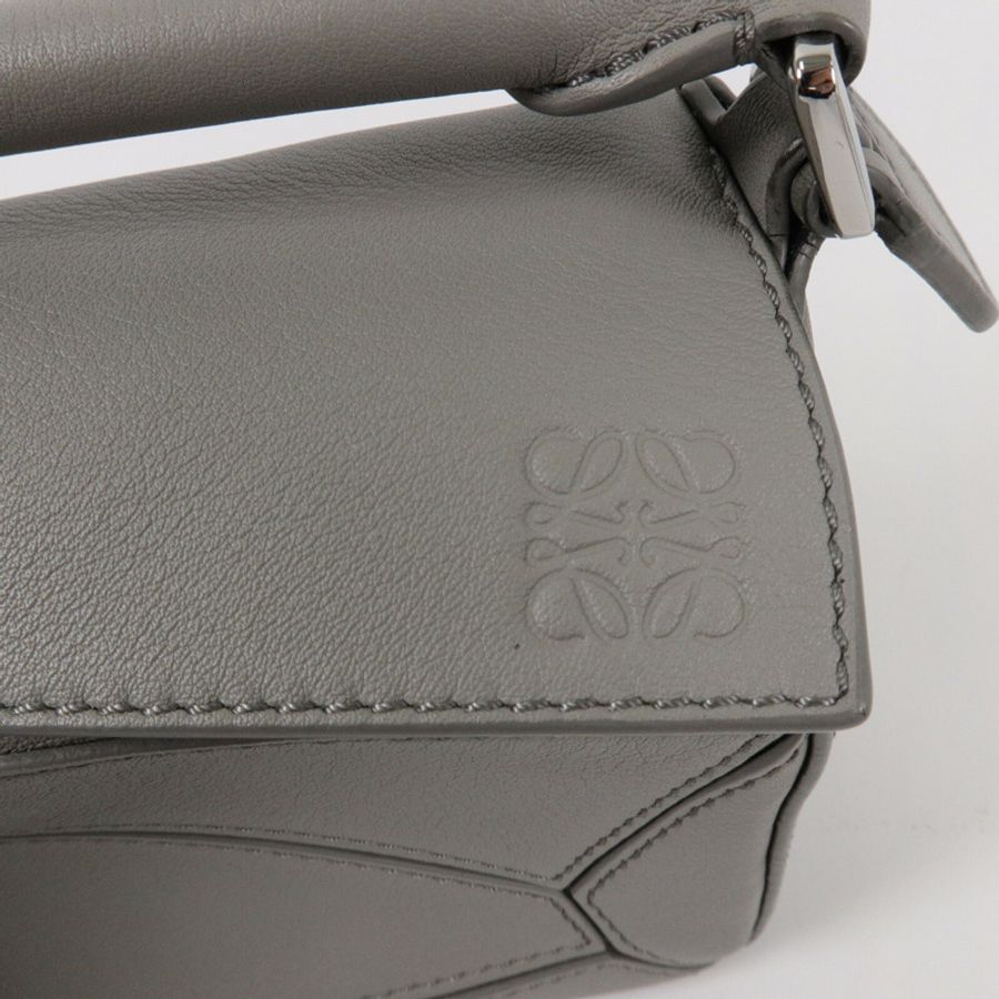 LOEWE 牛皮皮革Mini Puzzle手挽肩背兩用袋-5