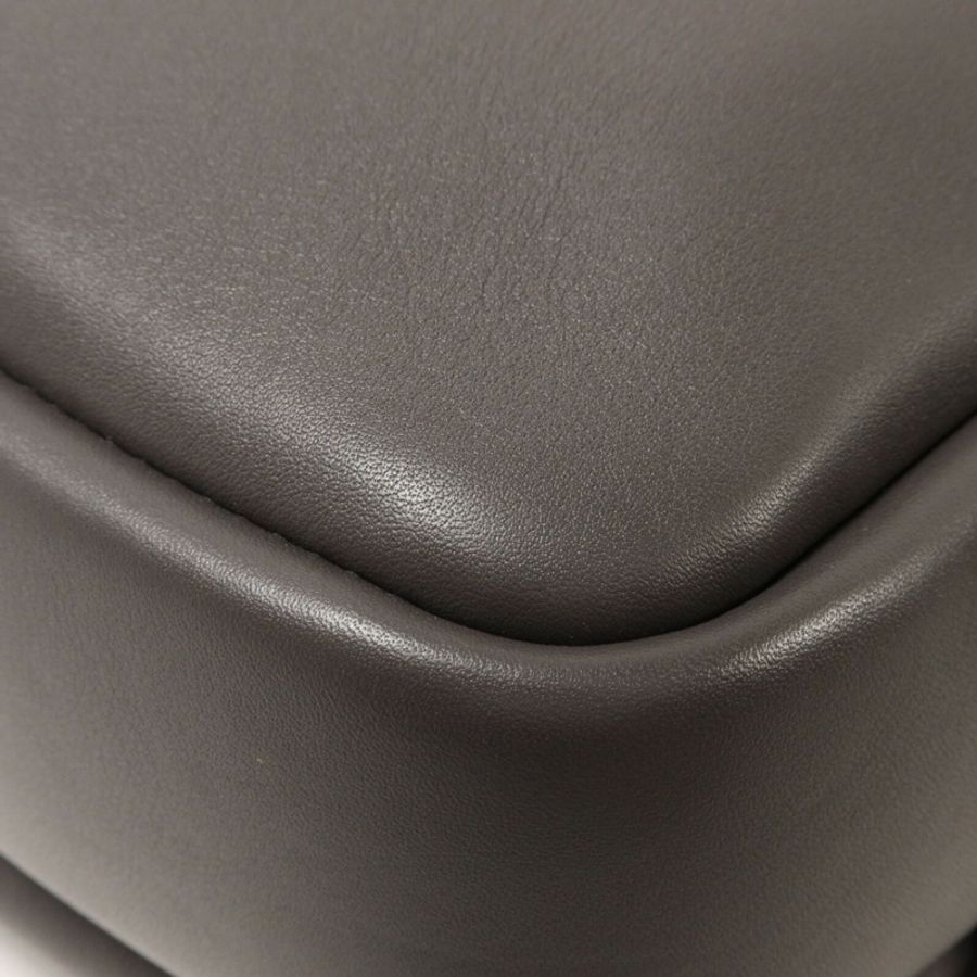 LOEWE 牛皮皮革Military XS肩背袋-13