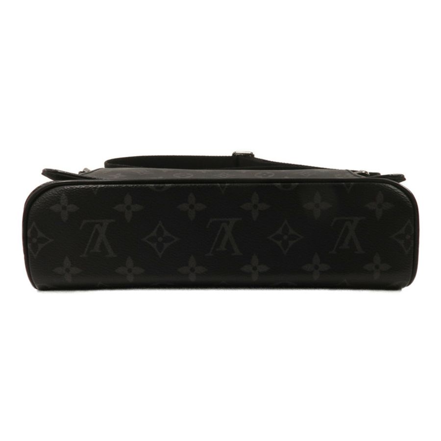 LOUIS VUITTON Monogram Eclipse District PM肩背袋-3
