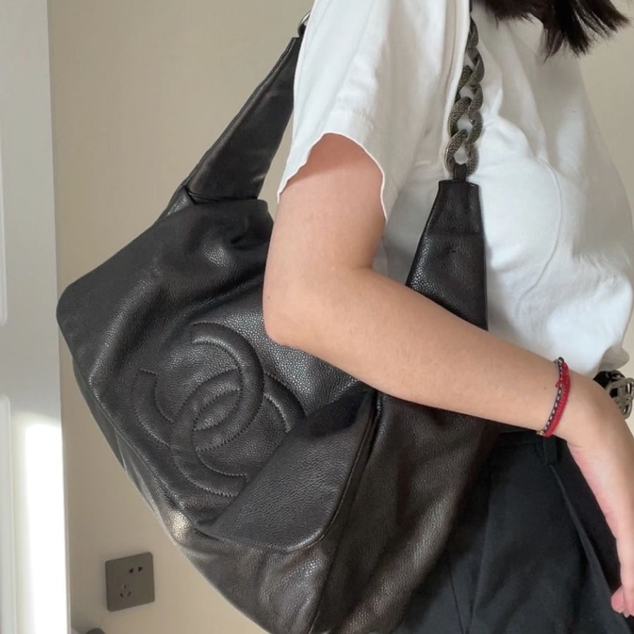 CHANEL香奈兒雙C大Logo Hobo荔枝紋牛皮鏈條包-12