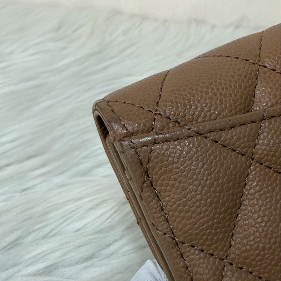 CHANEL AP0232 奶茶荔枝 牛皮 金釦 coco 三折 中夾-16