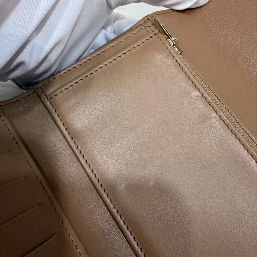 CHANEL AP0232 奶茶荔枝 牛皮 金釦 coco 三折 中夾-26