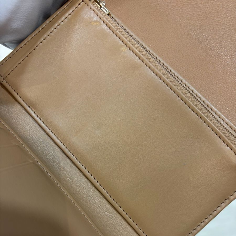 CHANEL AP0232 奶茶荔枝 牛皮 金釦 coco 三折 中夾-28