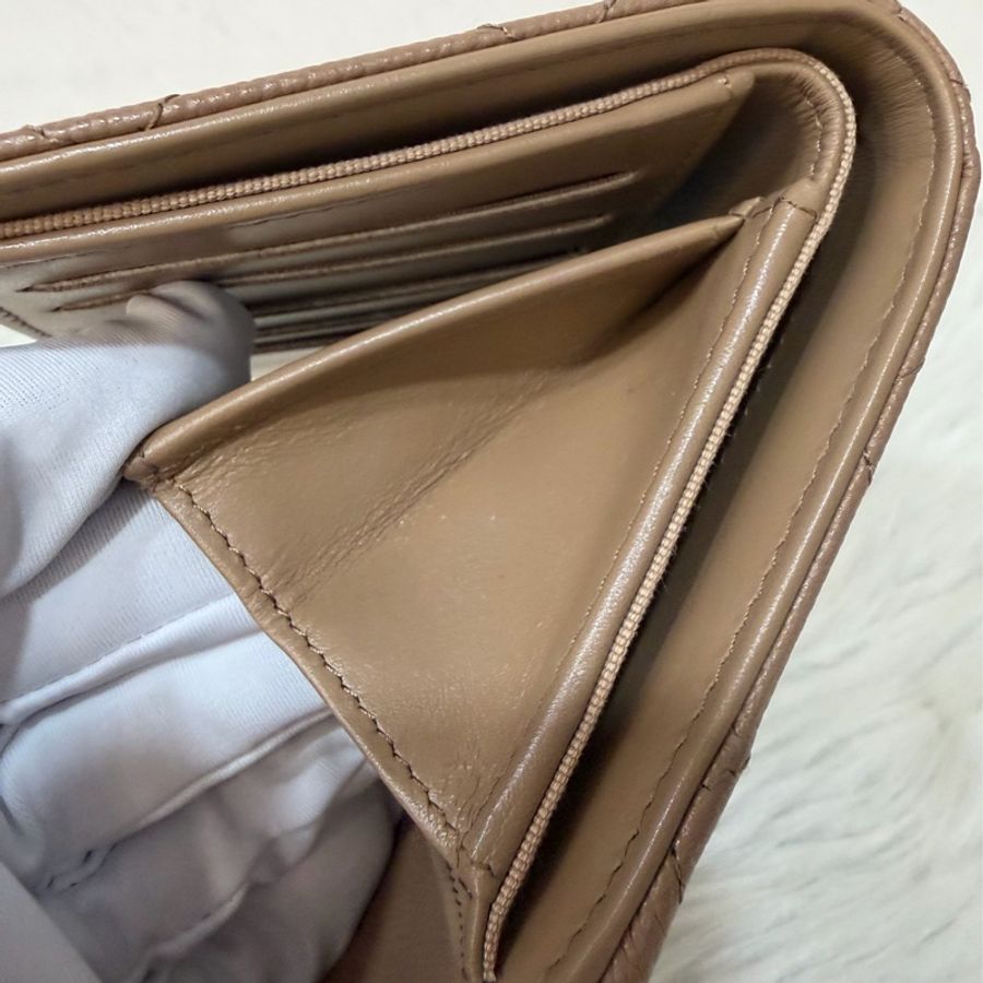 CHANEL AP0232 奶茶荔枝 牛皮 金釦 coco 三折 中夾-39