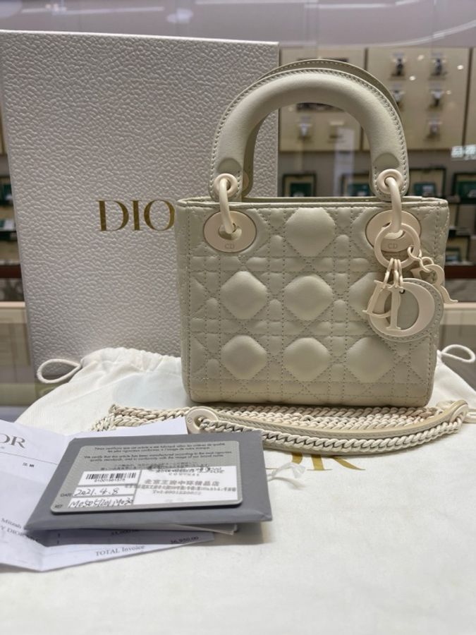 DIOR迪奧 Lady Dior 鑽石形圖案藤格紋可拆卸鏈條肩帶-1