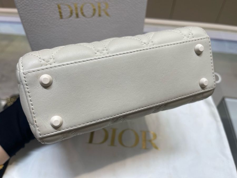 DIOR迪奧 Lady Dior 鑽石形圖案藤格紋可拆卸鏈條肩帶-5