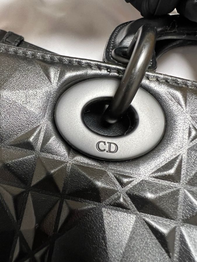 迪奧/Dior 黑色牛皮革鑽石形狀藤格紋 D-joy 啞光黑-4