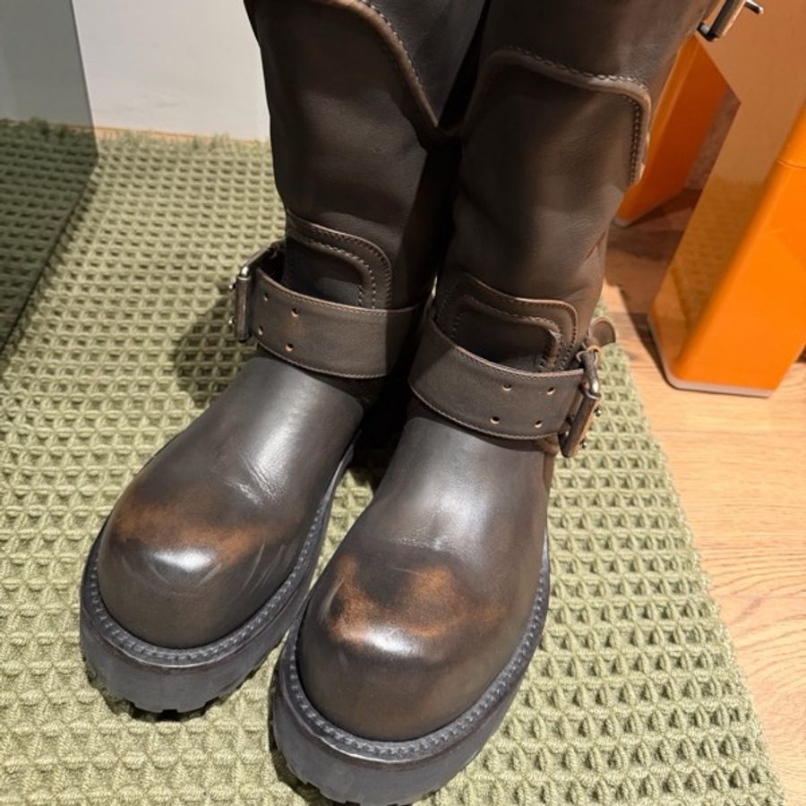 Balenciaga venom boot-6