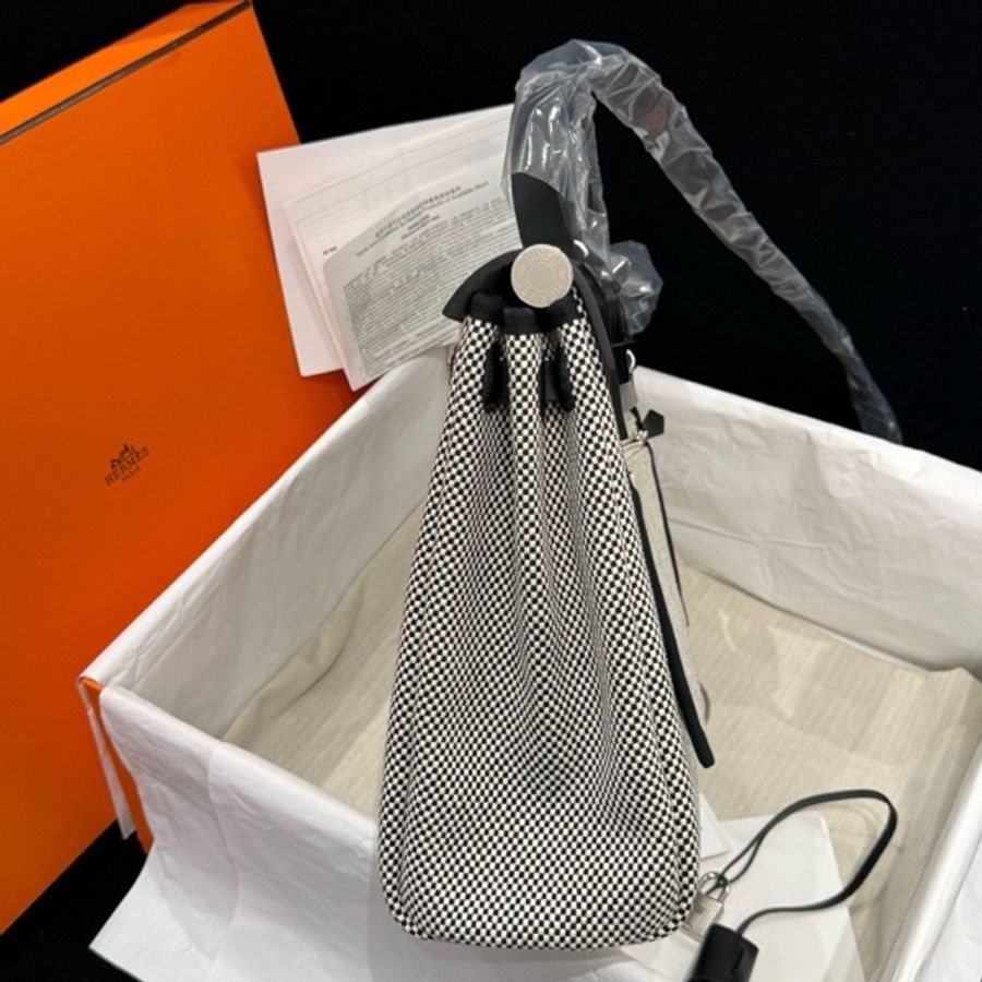 全新 有票據🎫Hermes/愛馬仕herbag31 帆布熊貓黑白拼色-12