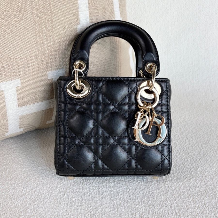 🌷Dior經典!Dior 迪奧 Lady Dior黛妃三格 Mini 黑-1
