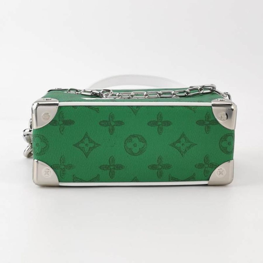 Louis Vuitton (LV) Soft Trunk迷你綠色牛皮老花鉚釘包角斜背包晶片款-5