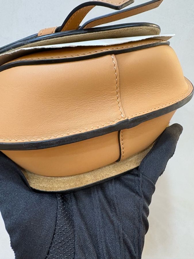 LOEWE Mini Gate 迷你 刺繡背帶馬鞍包 棕色全新-4