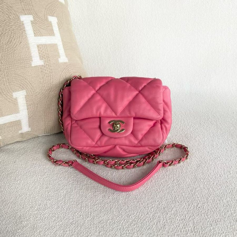 Chanel 雲朵泡芙包方胖子 粉色牛皮金扣 17*12*7 98新配件塵袋-7