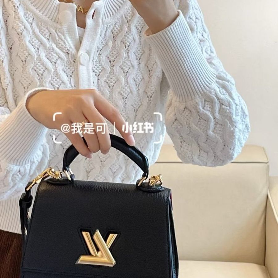 LV 黑金Twist手提斜背包 芯片款 牛皮 25*17*11 99新配件盒 肩帶 塵袋 鏡子-1