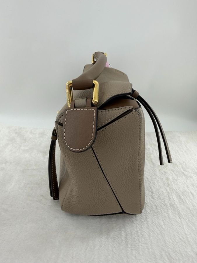 LOEWE 羅意威 Puzzle小號幾何包 沙色 底24-2