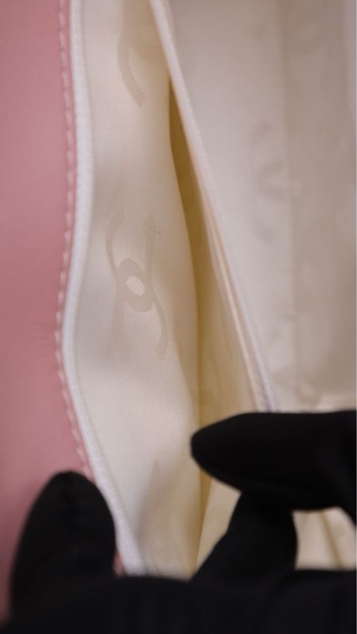 Chanel 9开樱花粉外缝线kelly手提包-26