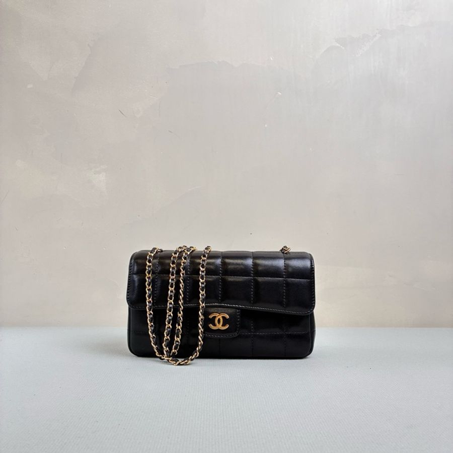 Chanel • 經典黑金冰格Cf Mini-1