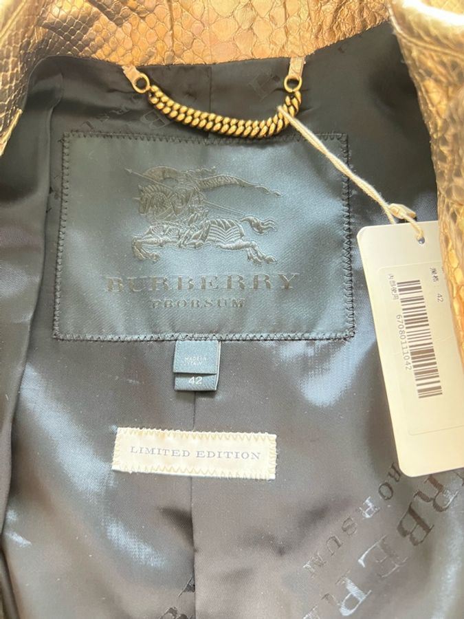 BURBERRY蛇皮外套42碼全新-5