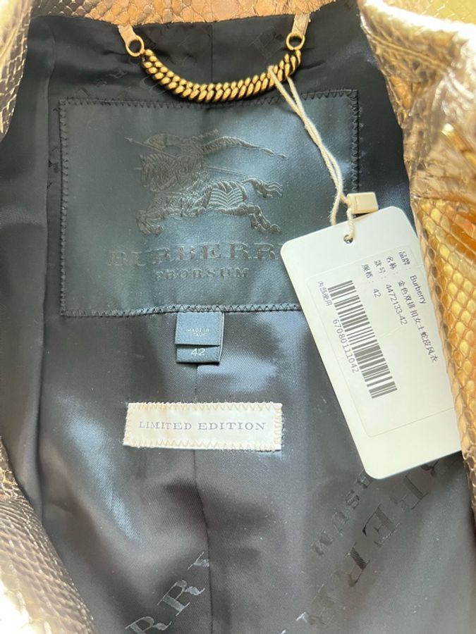 BURBERRY蛇皮外套42碼全新-6