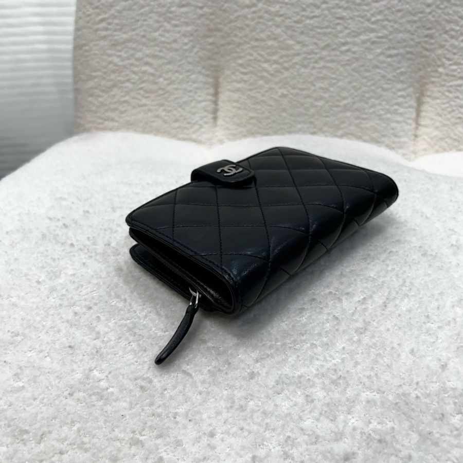 Chanel 黑銀羊皮10卡中夾-9