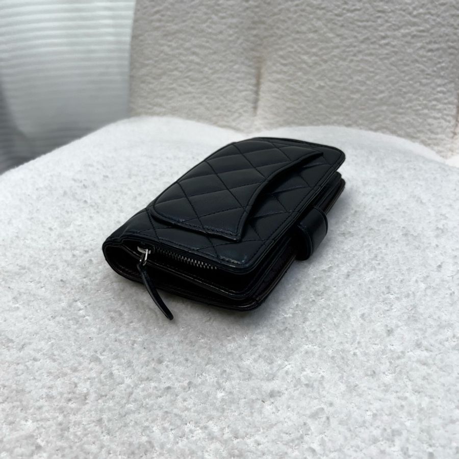 Chanel 黑銀羊皮10卡中夾-13