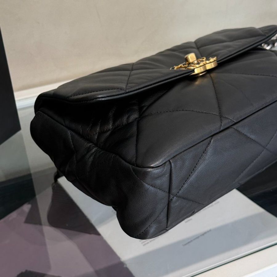 CHANEL 19 Bag 菱格紋羊皮手提肩背包 30 - 黑金28開-7