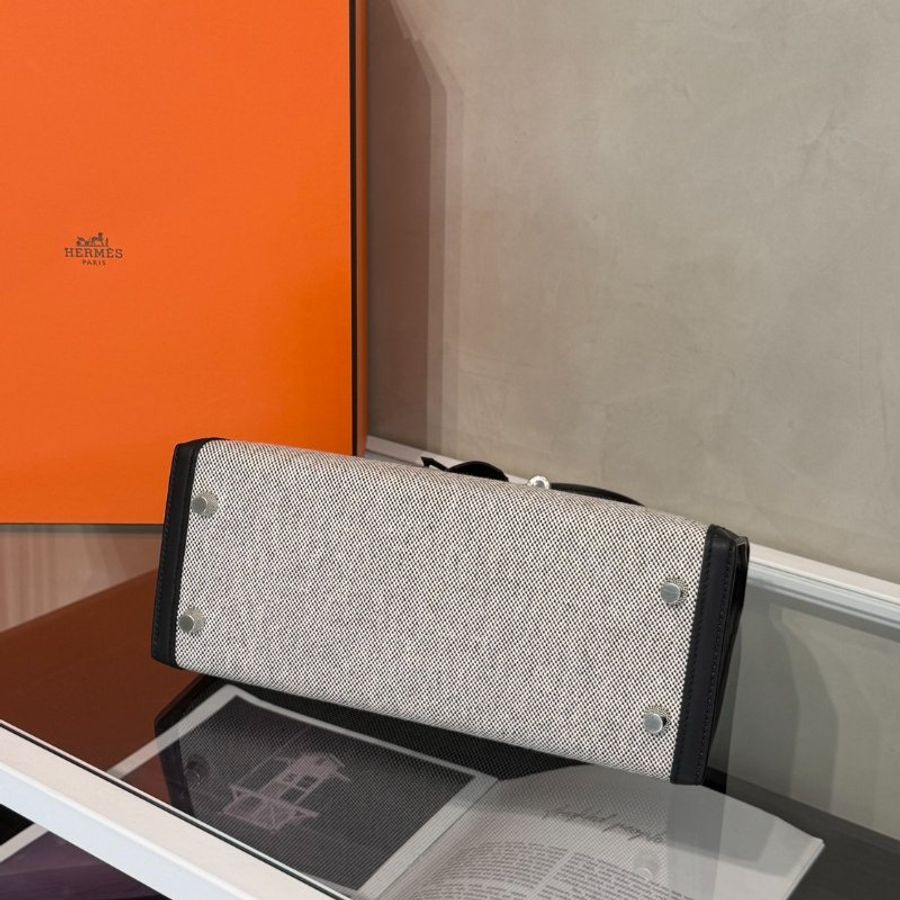 HERMES Kelly 25 - 熊貓銀 K-5