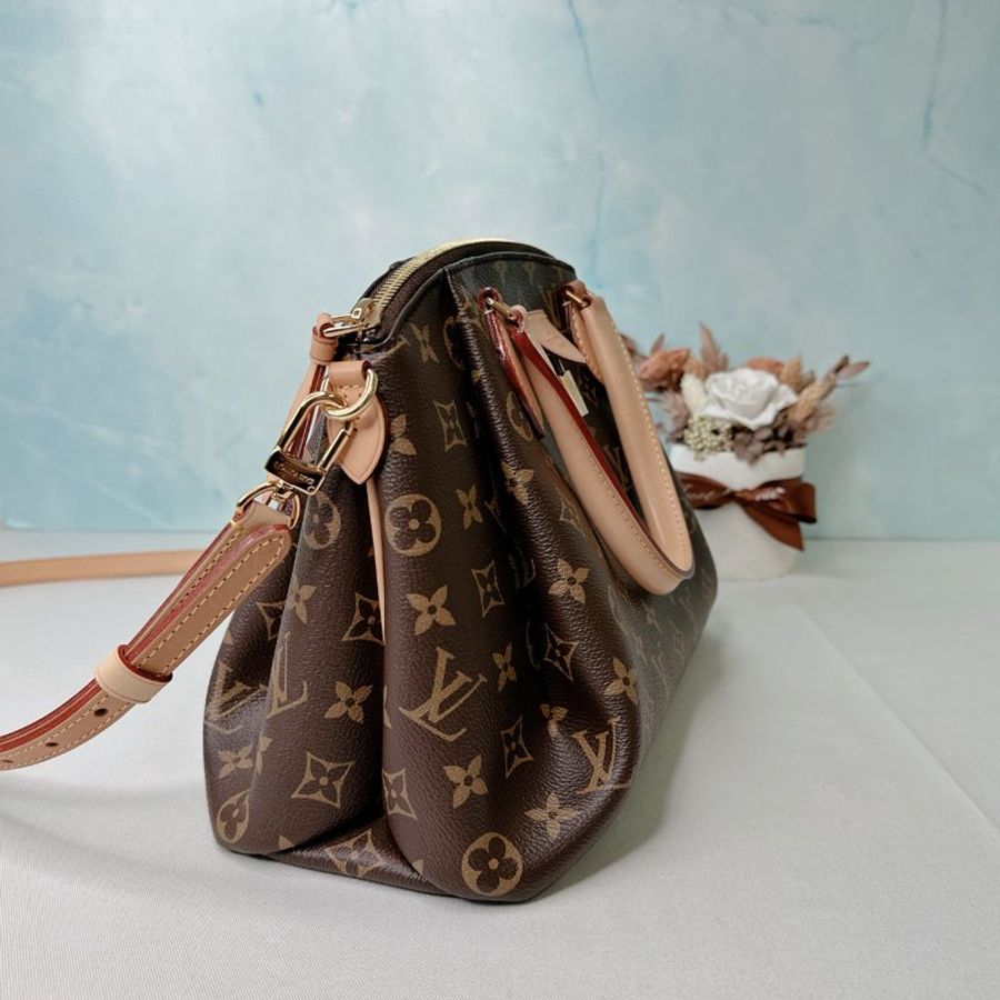 LV Rivoli PM老花斜背包-3