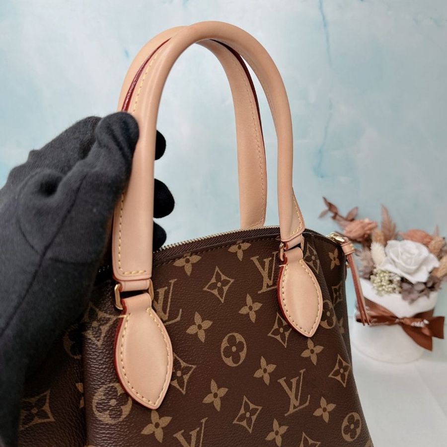 LV Rivoli PM老花斜背包-6