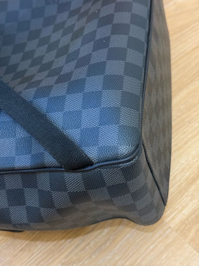 LV Josh 後背包 黑棋盤藍花限定款-8