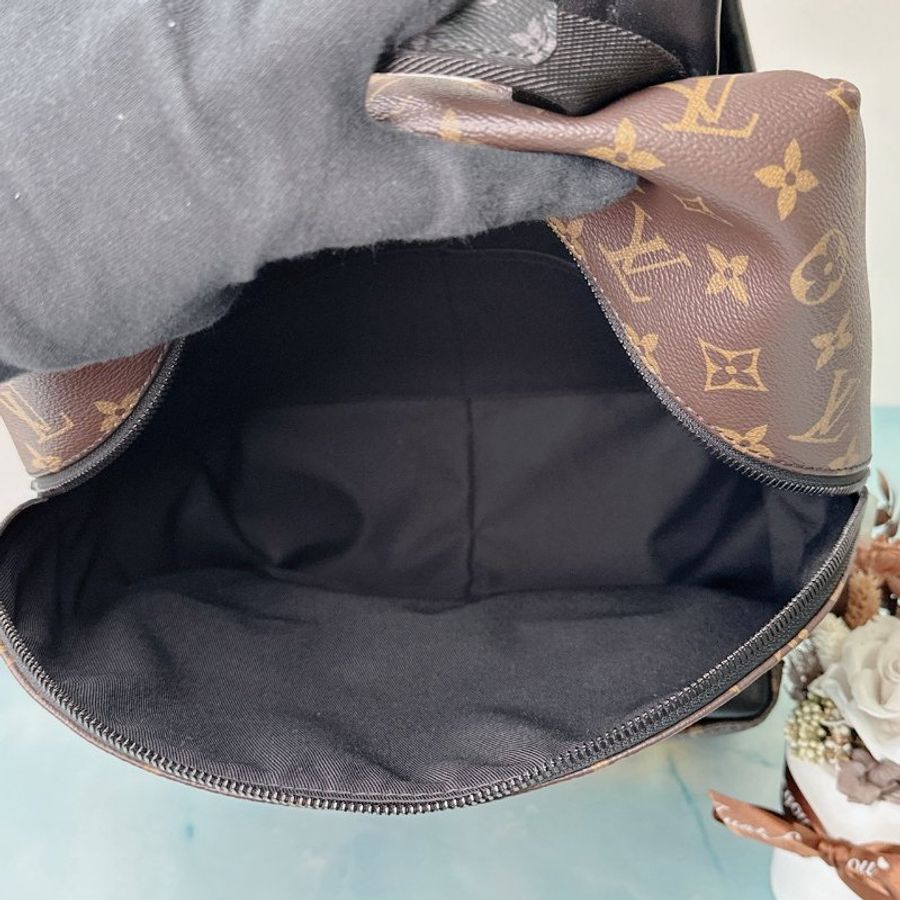 LV 全新Discovery老花後背包-4