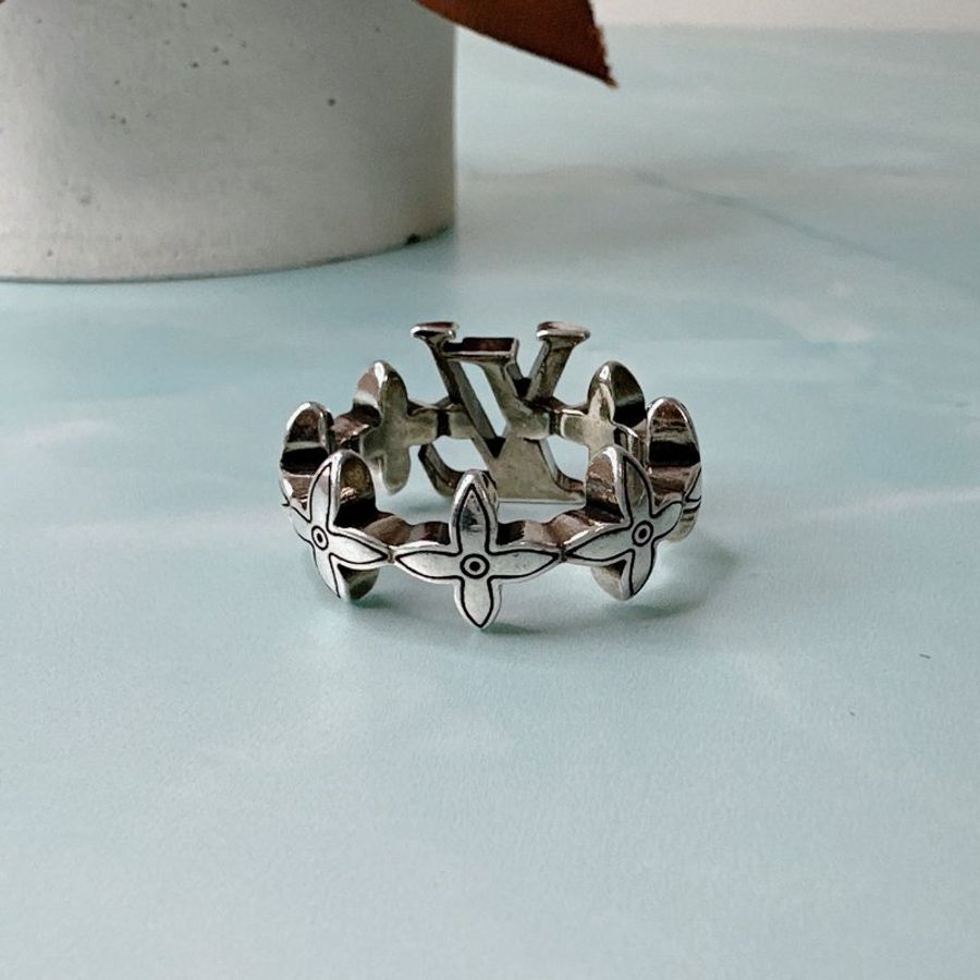 LV 全新Flower Puffy Chain純銀戒-3