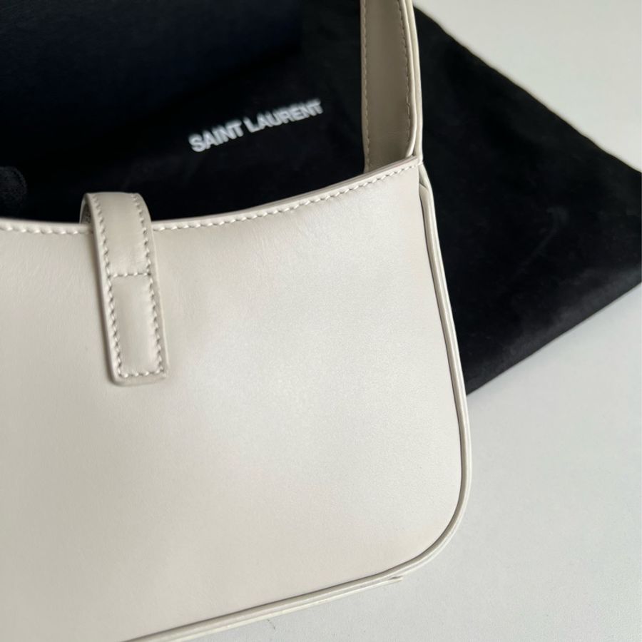 YSL Saint Laurent LE 5A7 迷你小牛皮肩背腋下包復古白-8